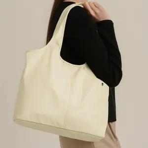 모아르 벨르 여성 숄더백 데일리 나일론 숄더백 가벼운 쇼퍼백 보부상 가방