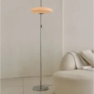 [롯데백화점]지오 [GIO]스피아노 포피 LED 플로어 장스탠드 조명 크롬