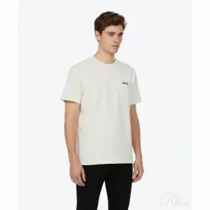 [아페쎄] 로고 박시 쁘띠 티셔츠 화이트 COHBQ H26391 TAE 151010033