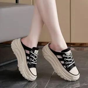 [라일리] Rly 여성 2컬러 베이직 실루엣 데일리 통굽 뮬스니커