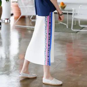 [디아스토리] 라인 포인트 스커트 AGMOSK11