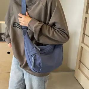 반달 크로스백 심플 메신저백 수납력 좋은 가벼운 데일리백 5color