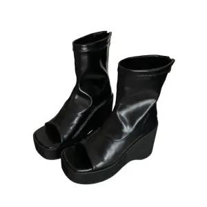 여성토오픈부츠 11센치 키높이 봄 앵클 데일리 앵글 여름 오픈토 여성 통굽 부츠 샌들