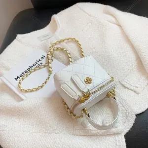 [라일리] Rly 미니핸들 도트백 크로스 가방 예쁜가방