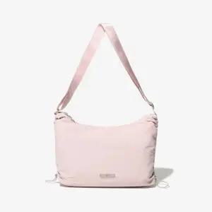 [롯데백화점]휠라 스트링 호보 크로스백 FS3BCG3334FDTP