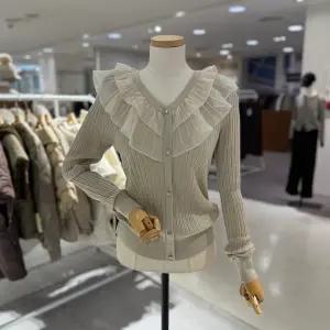 [대구백화점] [스테파니]날개 세일러 프릴 풀오버 니트(A26SW6124)