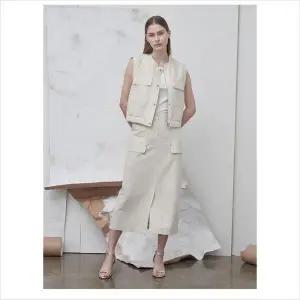 [올리비아로렌] HC04 버튼 포인트 포켓 스커트 VOCDK5M3431 (46770353)