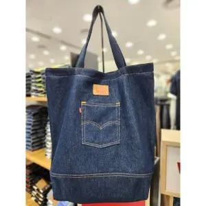 [하프클럽/]LEVIS 백 포켓 토트백 D5440-0002