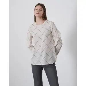 올리비아로렌 라운드 프린트 블라우스_VOCNLYF8311