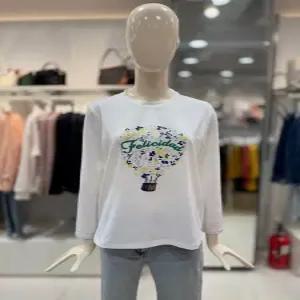 [크로커다일레이디]크로커다일레이디 코트나 원포인트 티셔츠 CLFSTS902_DG