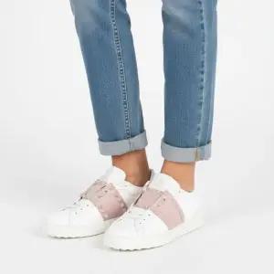 여성 락스터드 스니커즈 X_1W2S0A01 LTU 834