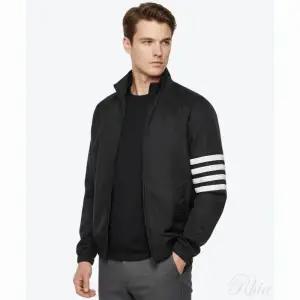 [톰브라운] 사선 래글런 트랙 자켓 MJU583C F1095 001 154697118