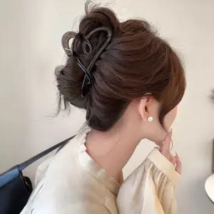 여성 유광 무광 하트 모양 집게핀 올림머리 머리핀 uUD3+5HHj