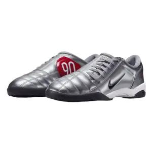 [국내매장판] 나이키 토탈 90 3 SP 메탈릭 실버 앤 블랙 HJ9351-002