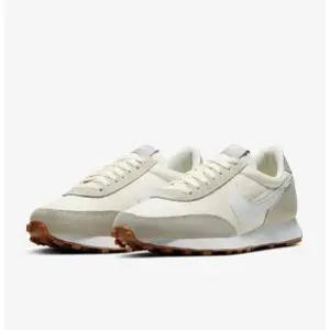 데이브레이크 서밋 화이트 아이보리 여성 CK2351-101