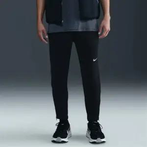 드라이 핏 니트 러닝 팬츠 B5 HV4547 010