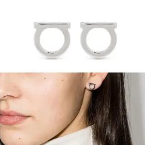 페라가모 간치니 실버 귀걸이 760120 002