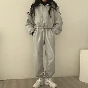여성 크롭 디자인 후드 조거팬츠 셋업 세트 LK-SS44