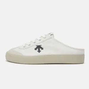 데상트 크론 뮬 SQ123LSN14BKBE 운동화