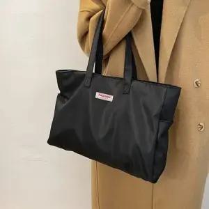 베이직 스퀘어 숄더백 미니백 데일리백 캐주얼백 캔버스백 미니크로스백 심플백 가벼운백