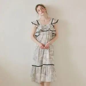 [lunaluz](신세계 사우스시티)여성 클로젯 레이온코튼 스퀘어넥 민소매 원피스 잠옷