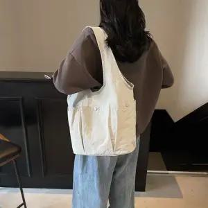 여성 캐주얼 오피스룩 멀티포켓 대용량 가방 숄더백 트렌드백 패피5