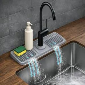 주방 싱크대용 실리콘 수도꼭지 매트 스플래시 가드 및 드립 트레이 빠르게 건조되는 카운터 프로텍터