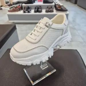 [엘칸토]엘칸토 HC11 소가죽 여성화 A0J1U51Y310 (48722823)