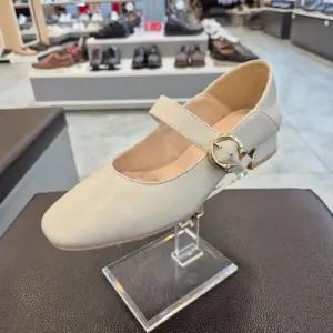 [엘칸토]엘칸토 HC11 양가죽 메리제인 여성화 M6J3U41Y339 (48722749)