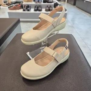 [엘칸토]엘칸토 HC11 양가죽 여성화 O2J7U61Y335 (48727786)