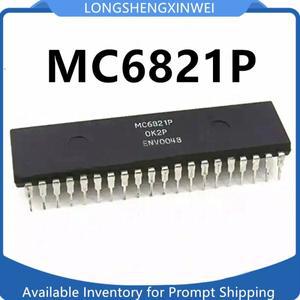 마이크로 컨트롤러 칩  MC6821 인라인 DIP-40 1개