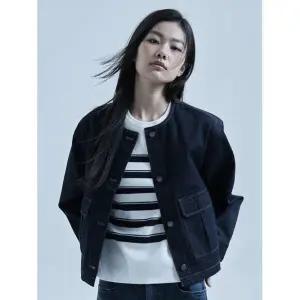 POLHAM 여성 긴팔 라운드넥 데님 자켓_PHG2DJ2030 104259