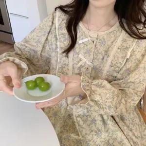 J2K 여성 플라워 원피스 홈웨어룩 긴팔 잠옷 파자마 플로럴 패턴
