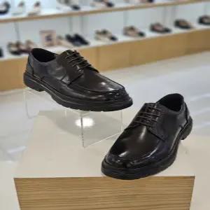 [미소페][미소페] by미소페 남성 와이드핏 경량 U팁 더비슈즈 (4cm) 122511004 (P003782630)