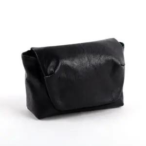 가죽 디카 카메라 파우치 중형 블랙 카메라파우치 디카파우치