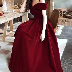 [에이치플러스몰]TBZ 교복몰 오프숄더 리본 동화 프린세스 레드 드레스