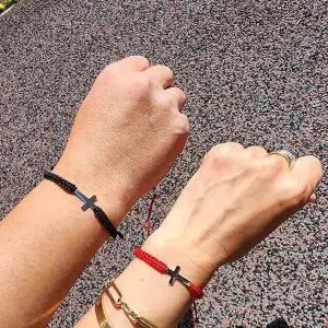 [하프클럽/]십자가 매듭 실팔찌