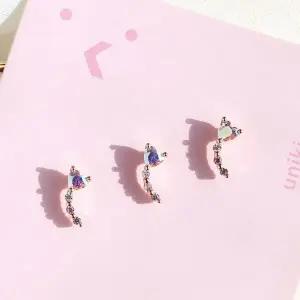 [하프클럽/](낱개판매) 러브 테일 귓바퀴 트라거스 피어싱