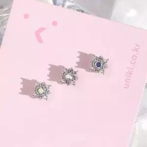 [하프클럽/](낱개판매) 화이트 러브 아웃컨츠 귓볼 피어싱(1ea)