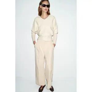 ZARA 페이크 코듀로이 스트레이트 팬츠 - 크림 412774