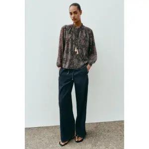 ZARA 프린트 세미 시스루 블라우스 - 멀티컬러 413067