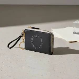 [스텔라매카트니] 여성 로고 키링 카드지갑7P0007 W8856 1000