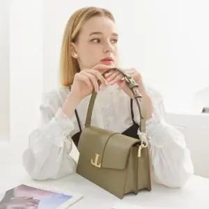 [루나앤루나][루나앤루나] 루카 여성 숄더백 올리브그레이 (잔주체인별도)