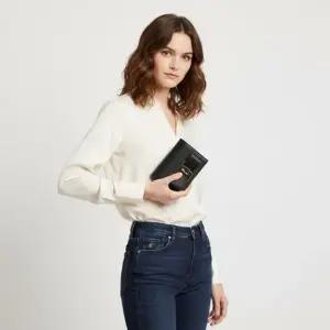 SALVATORE FERRAGAMO 26SS 바라 보우 코인 월렛 22D515 725300)