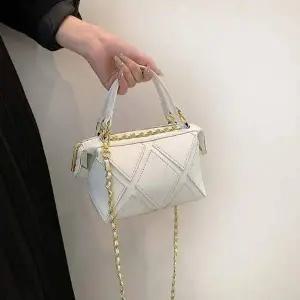 [골드스마일]데일리 캐주얼 다이아크로스백