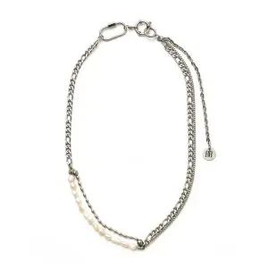 매장정품 RAD FICTION PAYSEUR CARABINER PEARL CHAIN NECKLACE / VANILLA