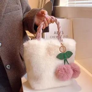 털가방 앵두 여성가방 토드백 체인백 겨울가방 귀여운