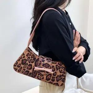 미니 호피숄더백 토트 여성 손가방 호피무늬 숄더백