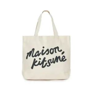 [메종키츠네]메종키츠네 여성 핸드라이팅 토트백 에크루 PW05124WW9042-P700