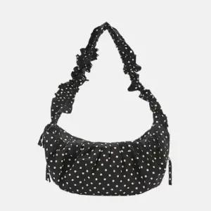 여자 숄더백 도트 셔링 투웨이 크로스백 SAIN025